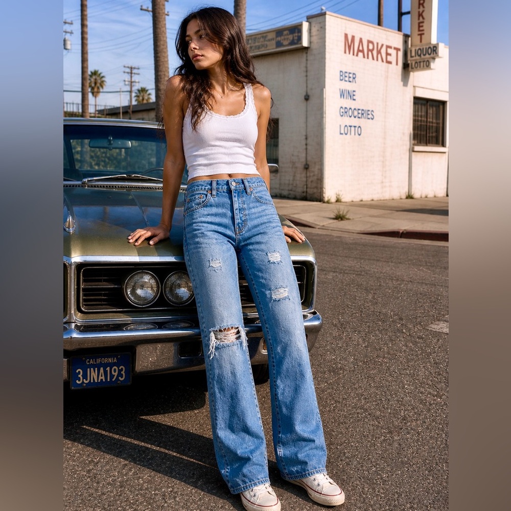 Levi's high rise mid rise 501 straight jeans holes & distressing 100% cotton